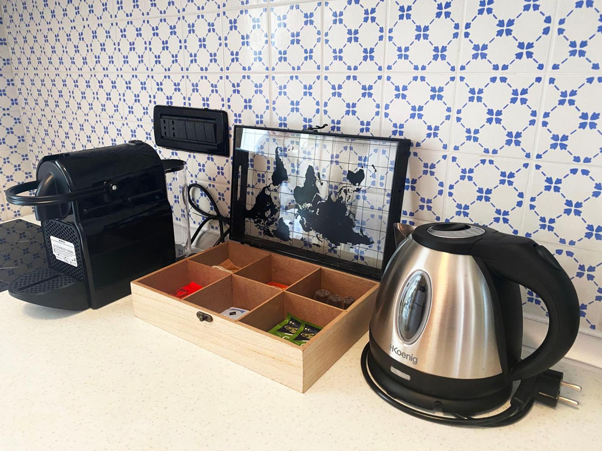 Beautiful Renovated Apartment ,Next To The Beach ! Air-C, Free Parking! Nisa Exterior foto